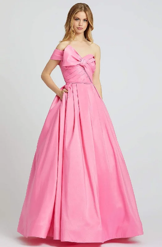 Formal Dress for Black Tie EventsMac Duggal Ballgowns - 48863H Sweetheart Bow Pleated Gown