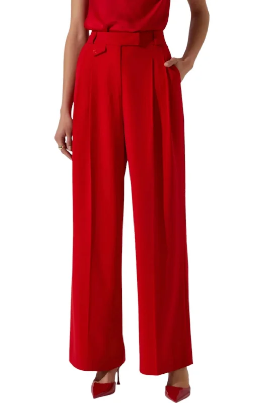 women's short pantsBryony Pants In Red