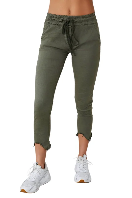 women's relaxed-fit pantsZip Pocket Crinkle Jogger With Raw Hem In Army Green