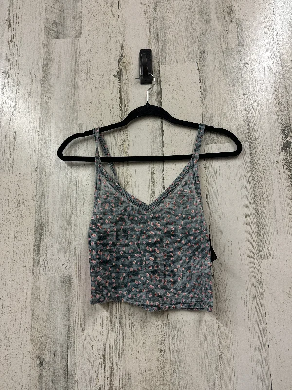 women's tops for those who want to stay updated with the latest fashion trendsGrey Top Sleeveless American Eagle, Size Xs