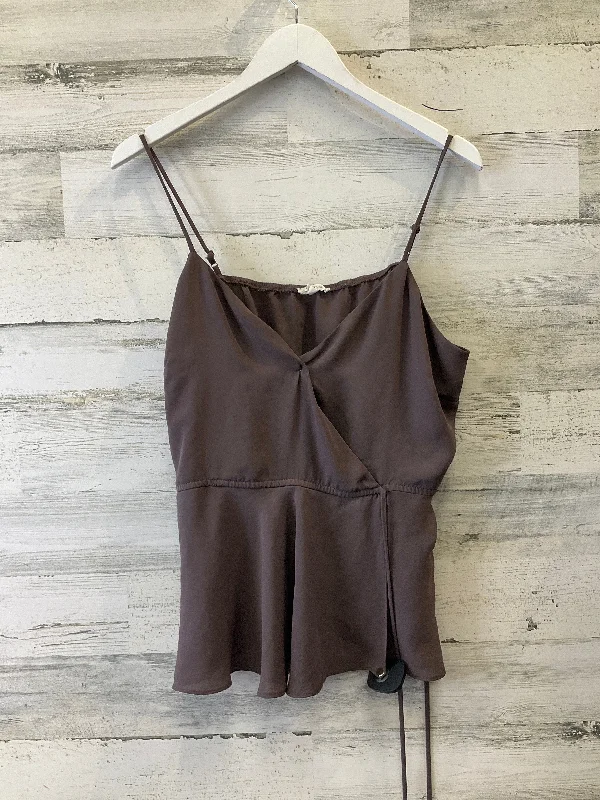 women's tops for those who want to stay cool and chic during warmer weatherPurple Top Sleeveless Maurices, Size Xl