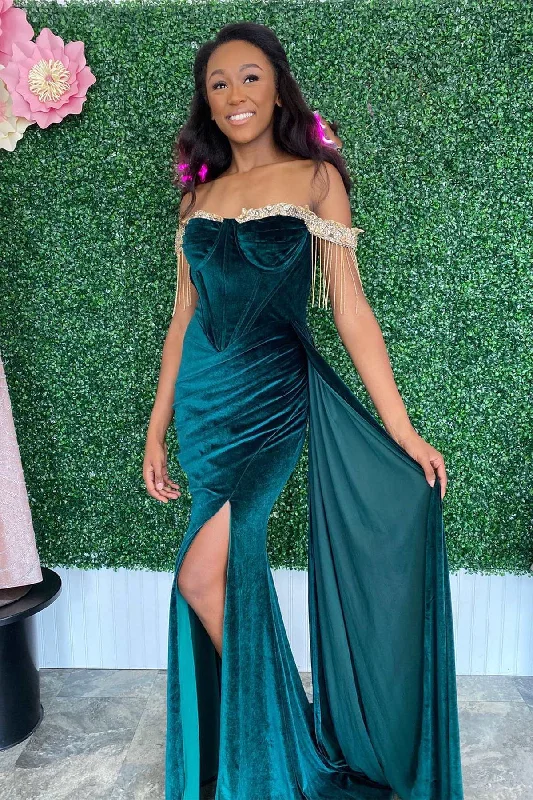 prom dress style guidesEmerald Velvet Off-the-Shoulder Fringe Long Prom Dress